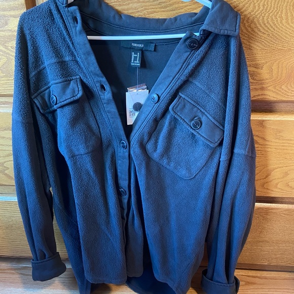 Forever 21 - Picture 2 of 2